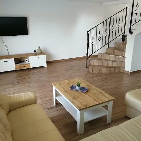 Apartma Kaja Apartment